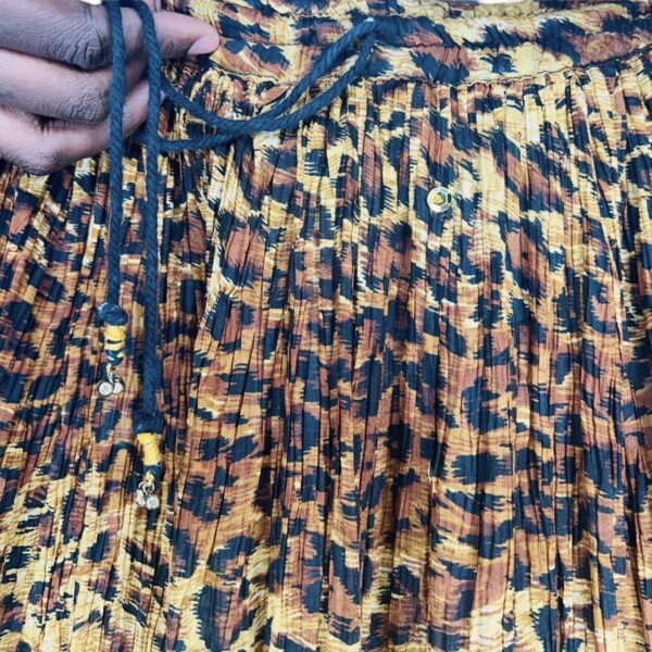 (One Size) Two Toned Brown Leopard Women Long Float Skirt - Image 5