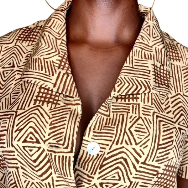 (Large) Vintage Light Brown Tribal Print Women Collar Shirt - Image 4