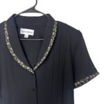 (L/XL)Vintage Black Women Blouse w/ Embroidered Floral Detail - Image 2
