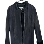 Vintage 100% Leather Black Jacket w/ Fur Interior & Collar - Image 2