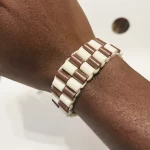 1 Traditional Unisex Brown & Ivory Flat African Artificial Coral Bead Bracelet - Image 3
